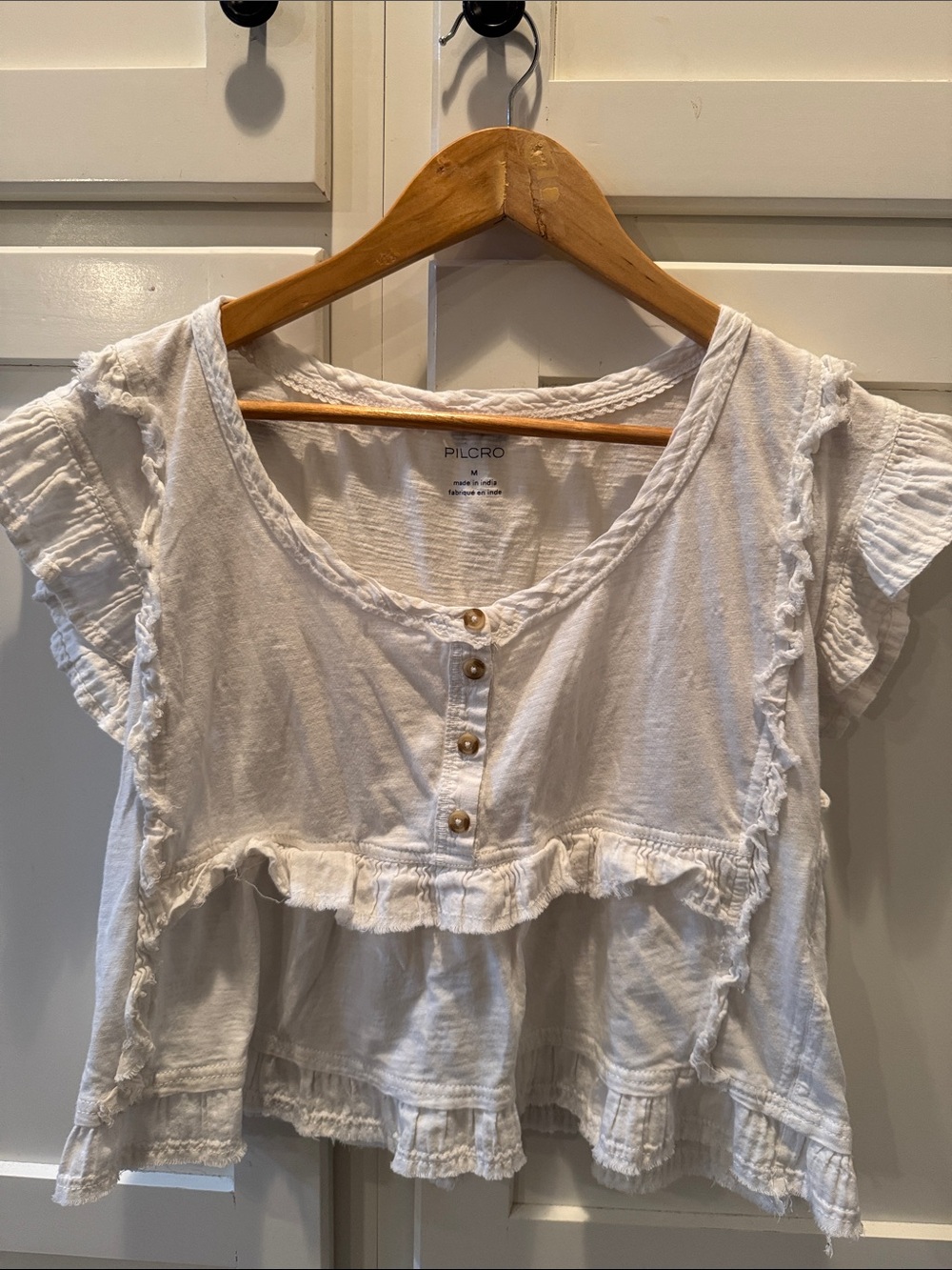 Pilcro White Ruffle-Trim Button Crop Top